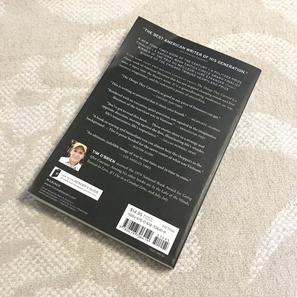 'The Things They Carried' Softcover By Tim O'Brien - Picture 2 of 6